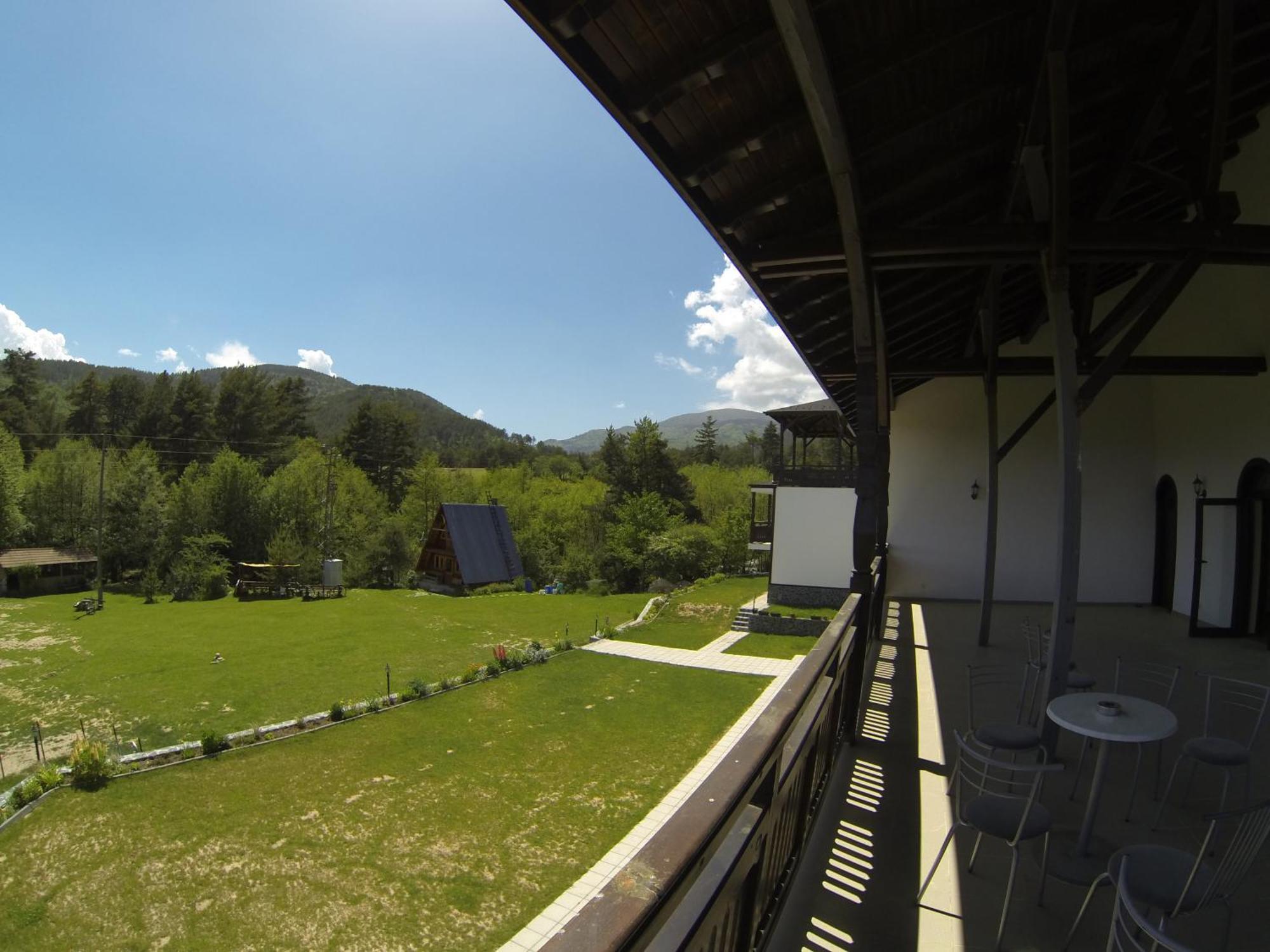Rusaliite Adventure House Bachevo  Luaran gambar