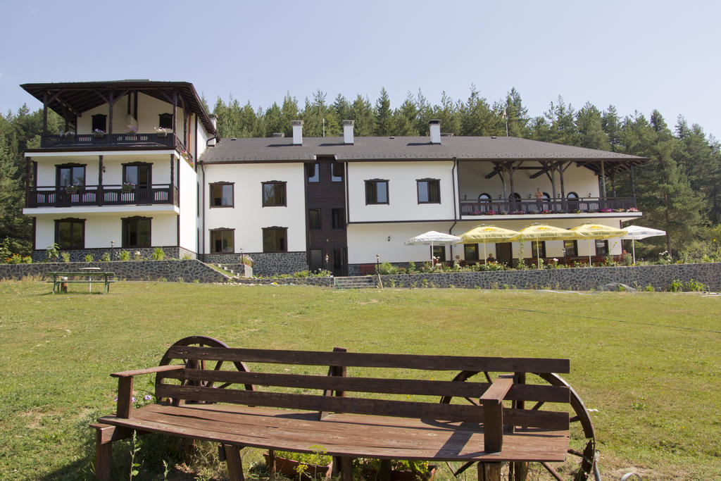 Rusaliite Adventure House Bachevo  Luaran gambar